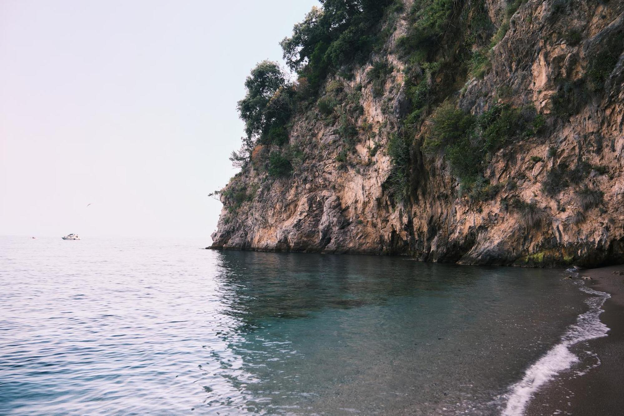 فيلا House On The Sea Amalfi Coast Vietri المظهر الخارجي الصورة
