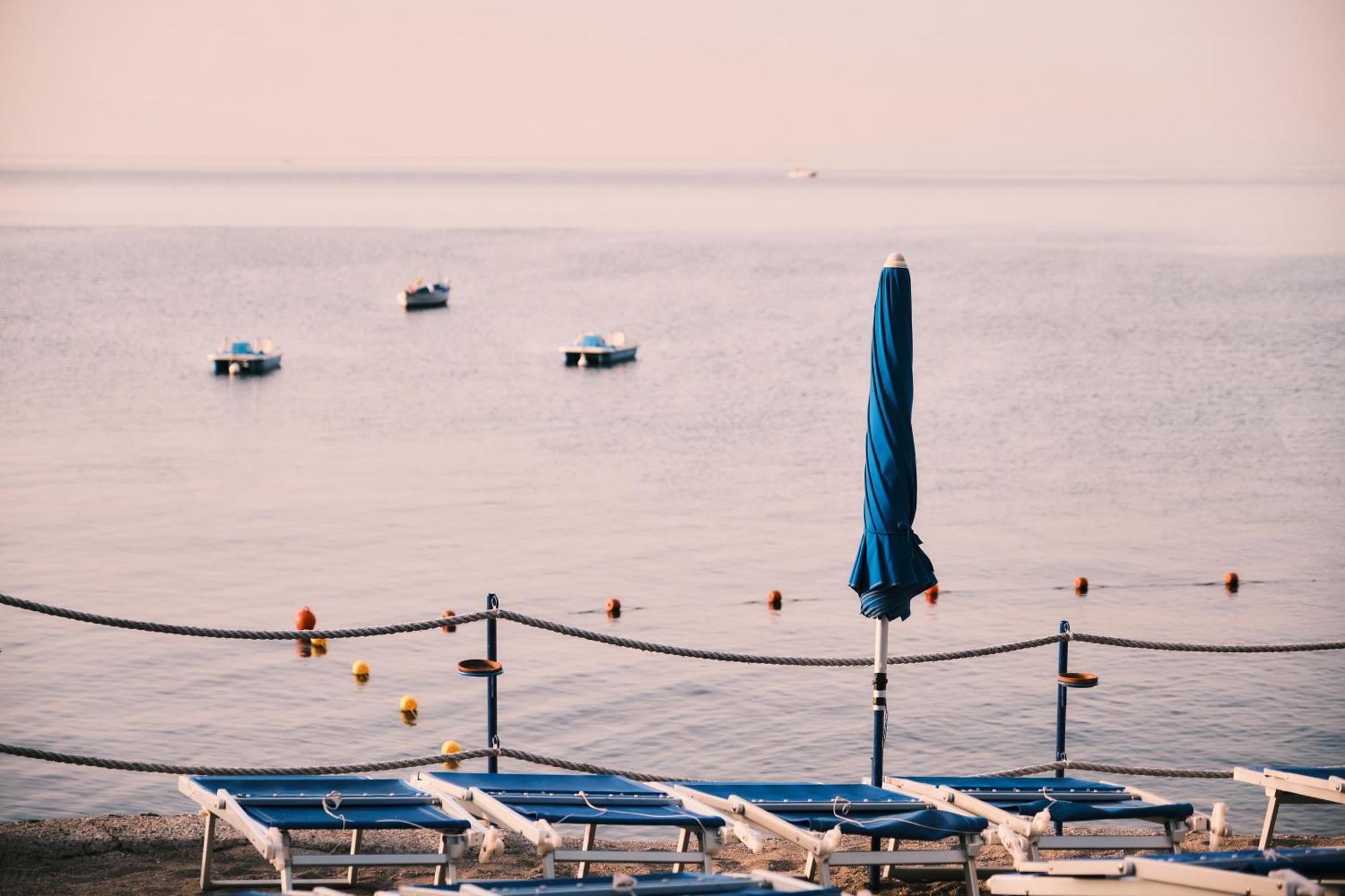 فيلا House On The Sea Amalfi Coast Vietri المظهر الخارجي الصورة