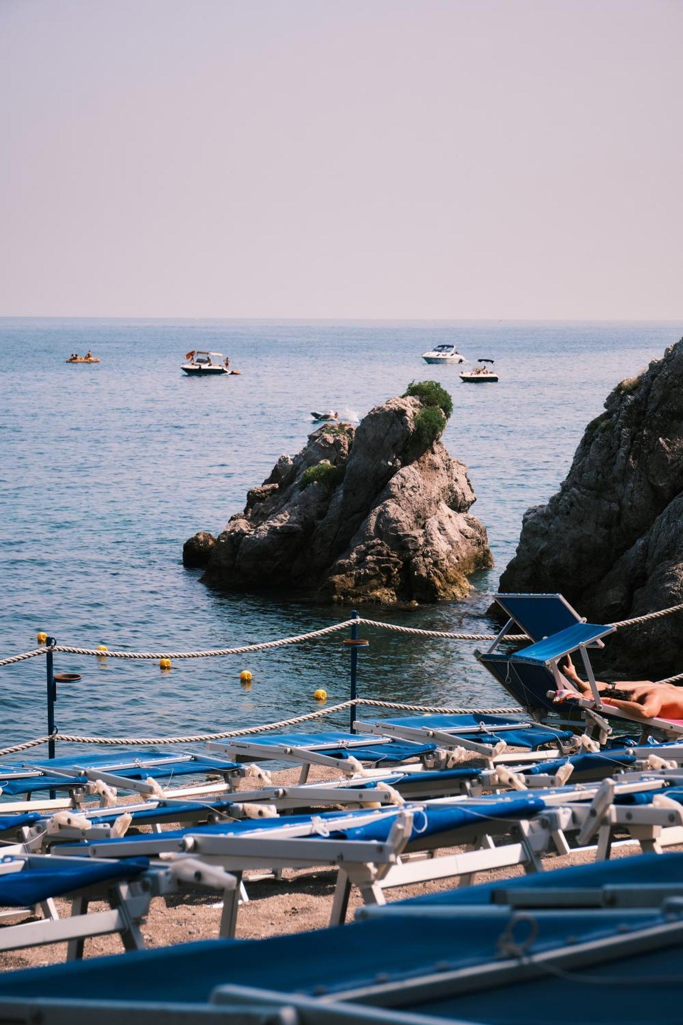 فيلا House On The Sea Amalfi Coast Vietri المظهر الخارجي الصورة